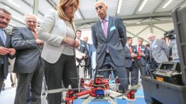 Susana Díaz: «ATLAS posiciona a Andalucía como uno de los puntos de referencia en la aeronáutica europea»